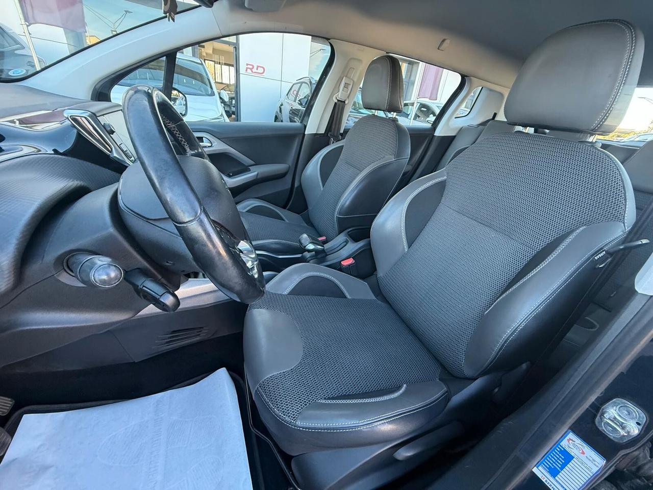 Peugeot 2008 PureTech 82 Allure + GPL - OK NEOPATENTATI