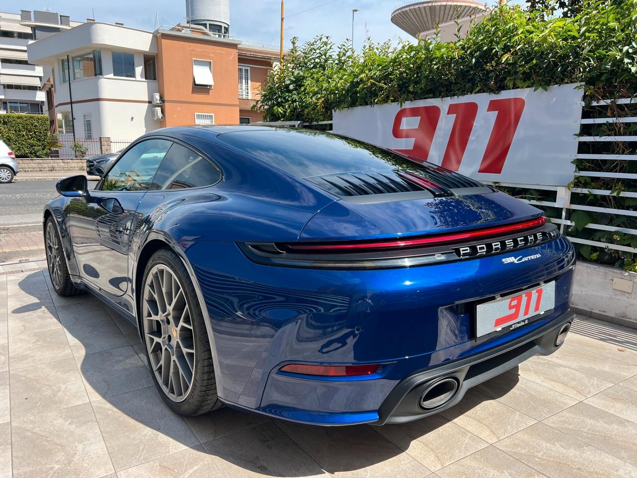 Porsche 911 Carrera