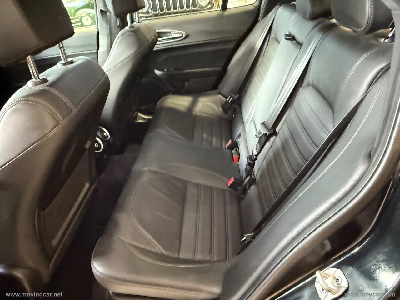 ALFA ROMEO Giulia 2.2 TD 210 CV AT8 AWD Q4 Veloce