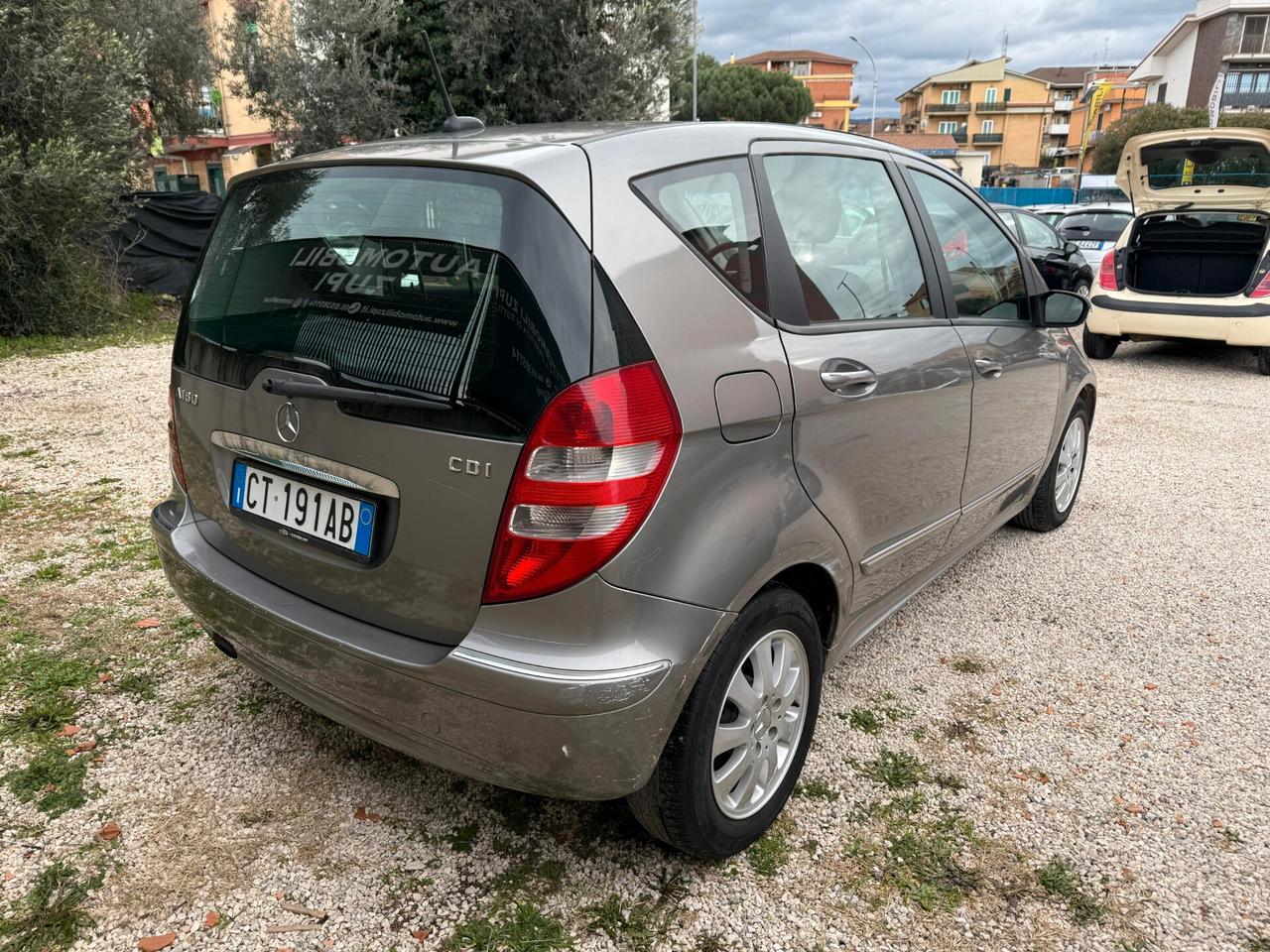 MERCEDES A180d cdi