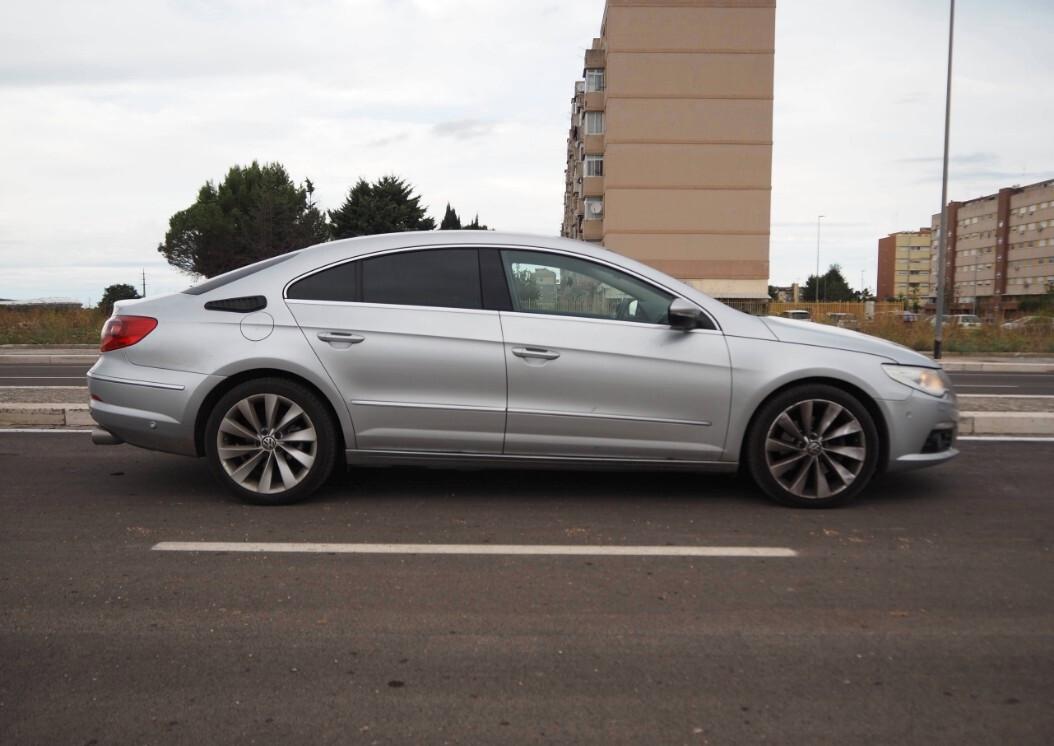 Volkswagen Passat CC 2.0 TDI DPF DSG BlueM. Tech.