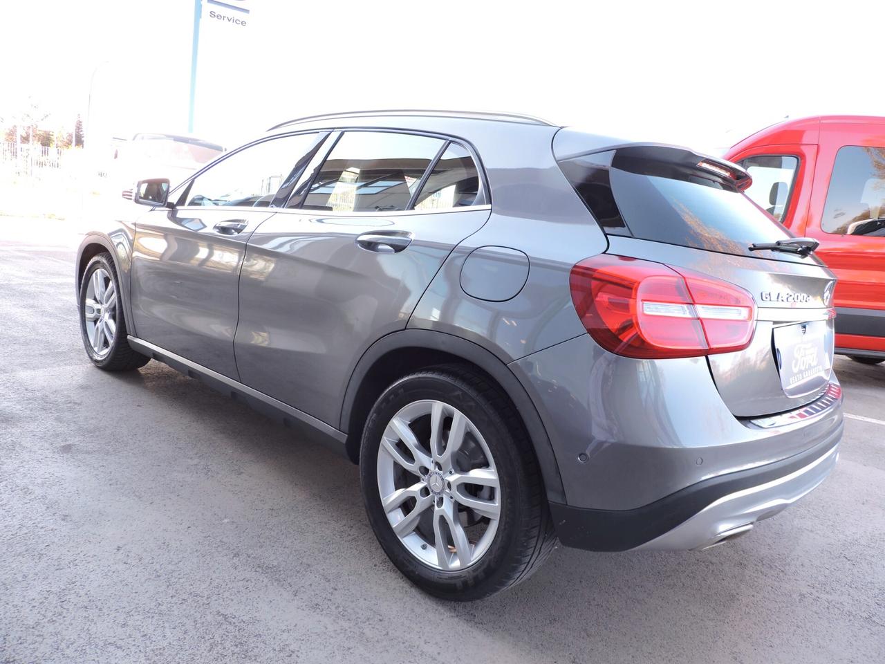 Mercedes-benz GLA 200 180 d Executive