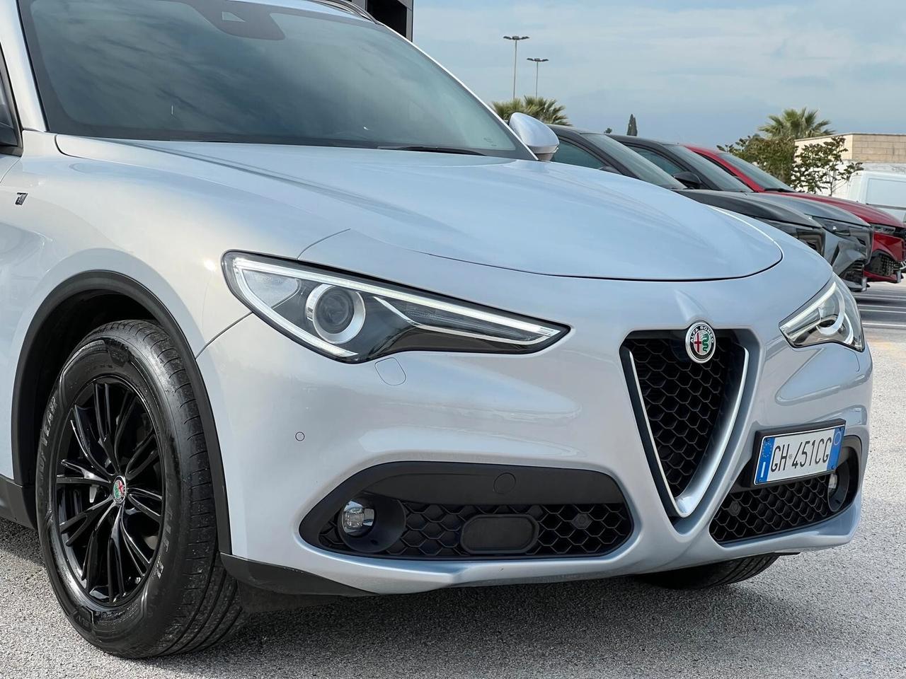 Alfa Romeo Stelvio 2.2 Turbodiesel 160 CV AT8 RWD Super Business