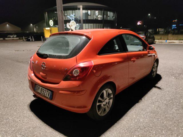 OPEL Corsa 1.2 3 porte Enjoy