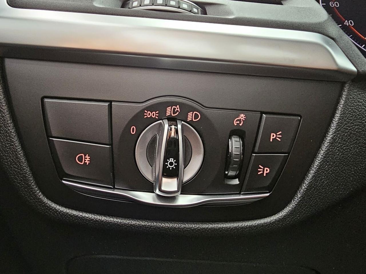 BMW X4 Xdrive 20d mhev Tetto cam Nav PDC Full LED