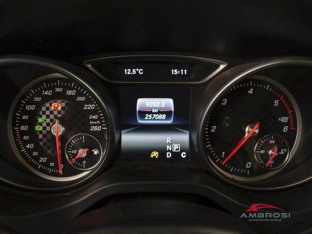 MERCEDES-BENZ A 180 180 d Automatic Business - PER OPERATORI DEL SETTO