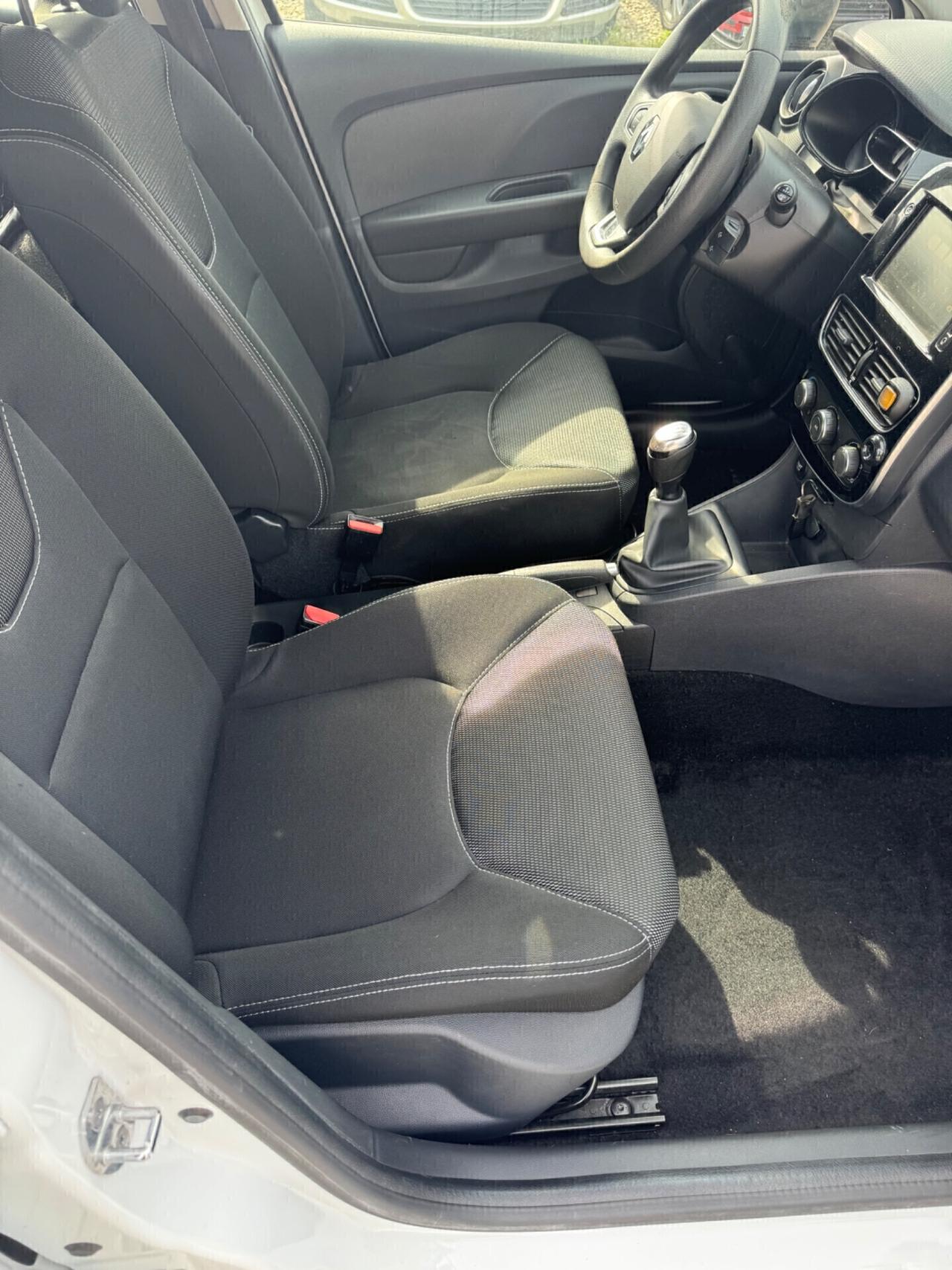 Renault Clio TCe 12V 75 CV 5 porte 2 posti sedile Van Energy