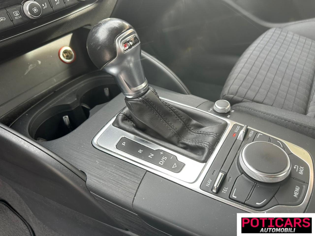 Audi A3 Sedan 1.6 TDI clean diesel S tronic Attraction