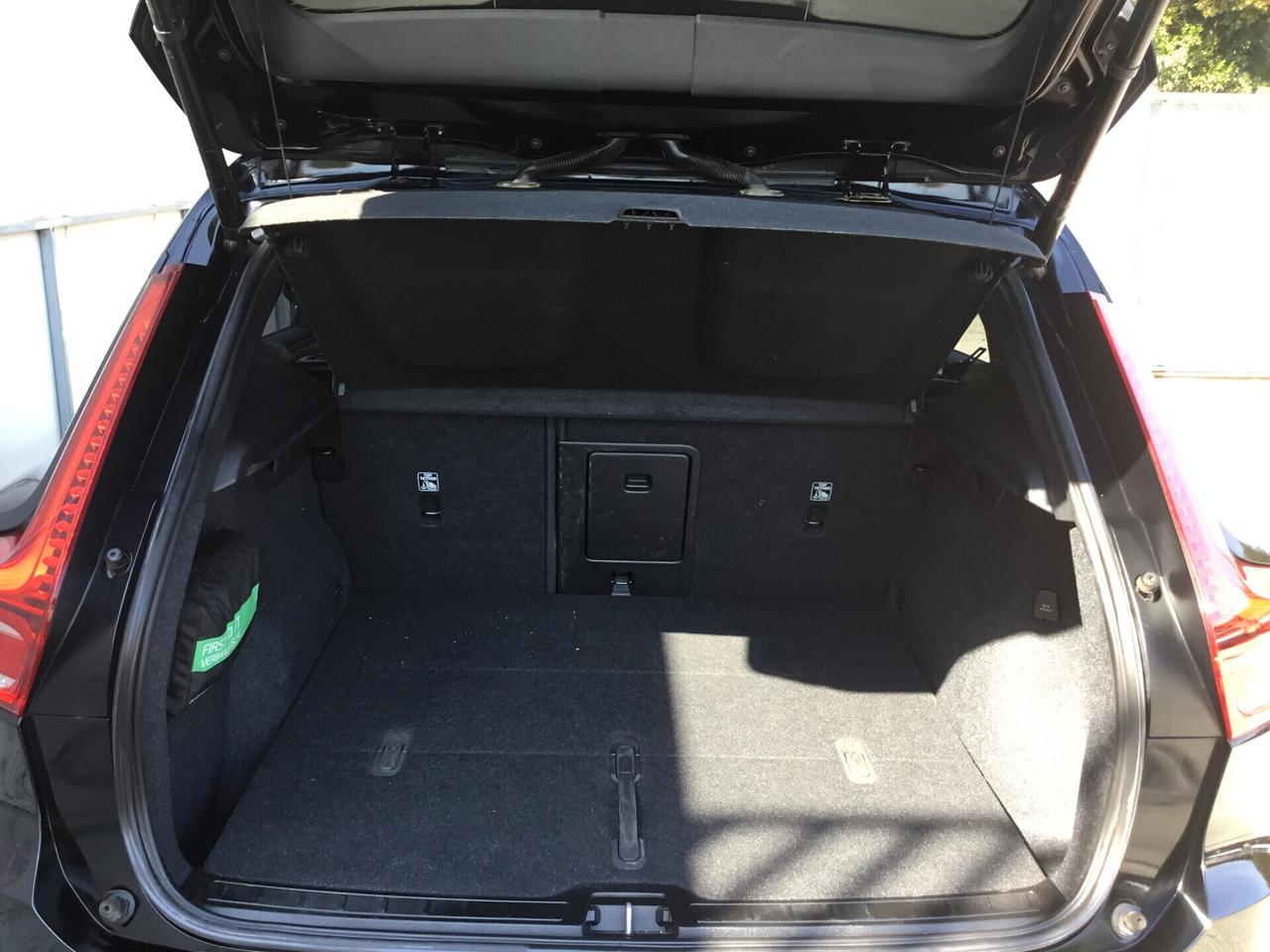 Volvo XC40 T2 Core CAMBIO AUTOMATICO