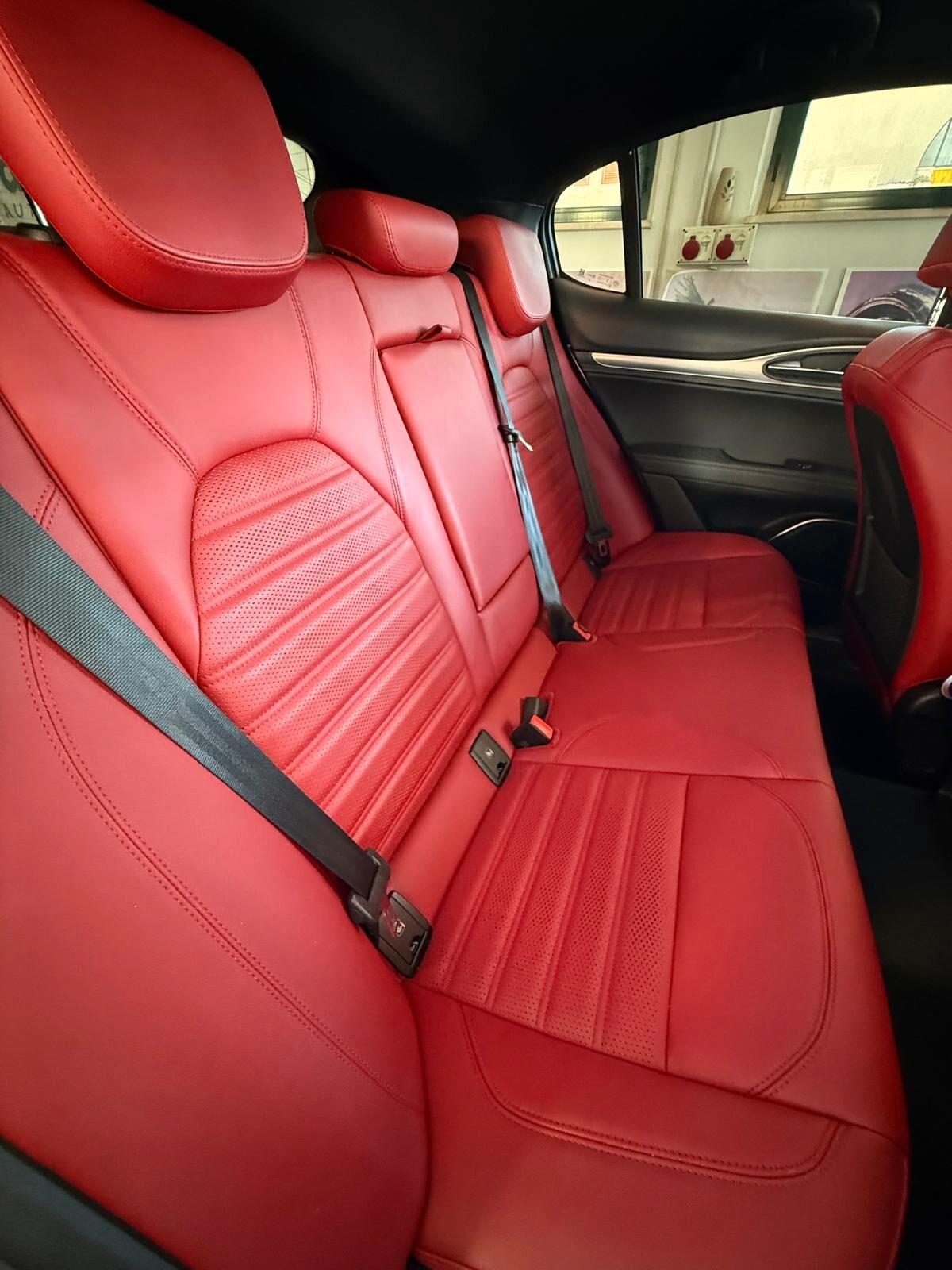 Alfa Romeo Stelvio 2.2 160 CV AT8 RWD Sprint