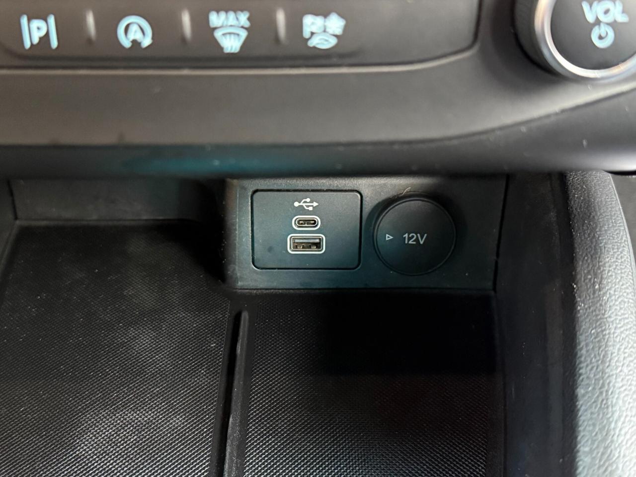 Ford Focus 1.5 EcoBlue 120CV 5P ST-Line NAVI 13.2"