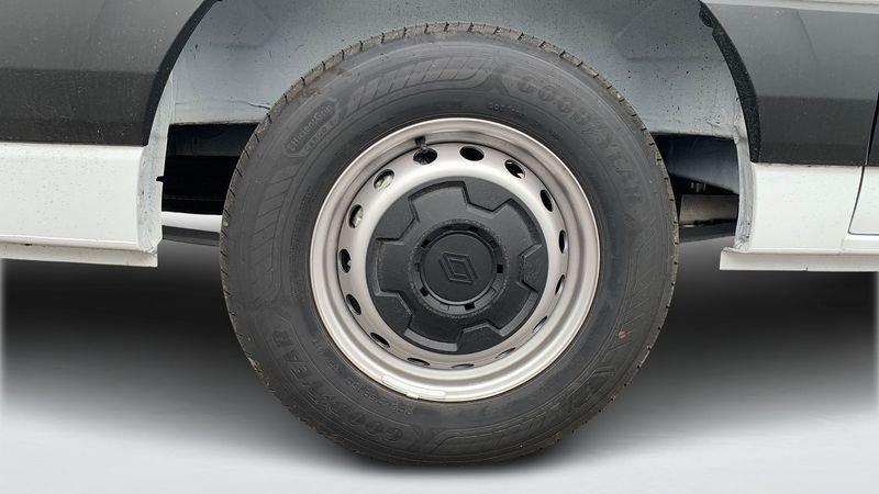 Renault Master Nuovo E-Tech electric FG TA L2H2 T35 long range AC22/DC130