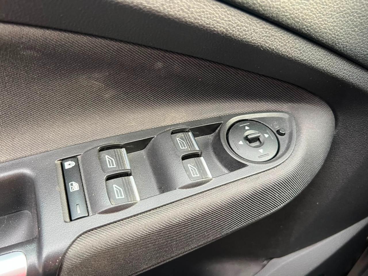 Ford C-Max 1.6 120CV GPL Titanium