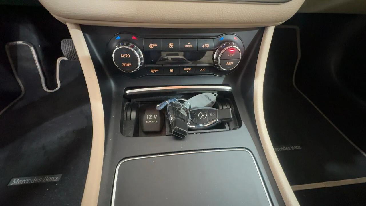 Mercedes-benz GLA 180 GLA 180 d Automatic Sport