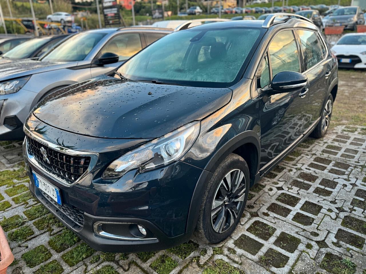 Peugeot 2008 BlueHDi 100cv Allure