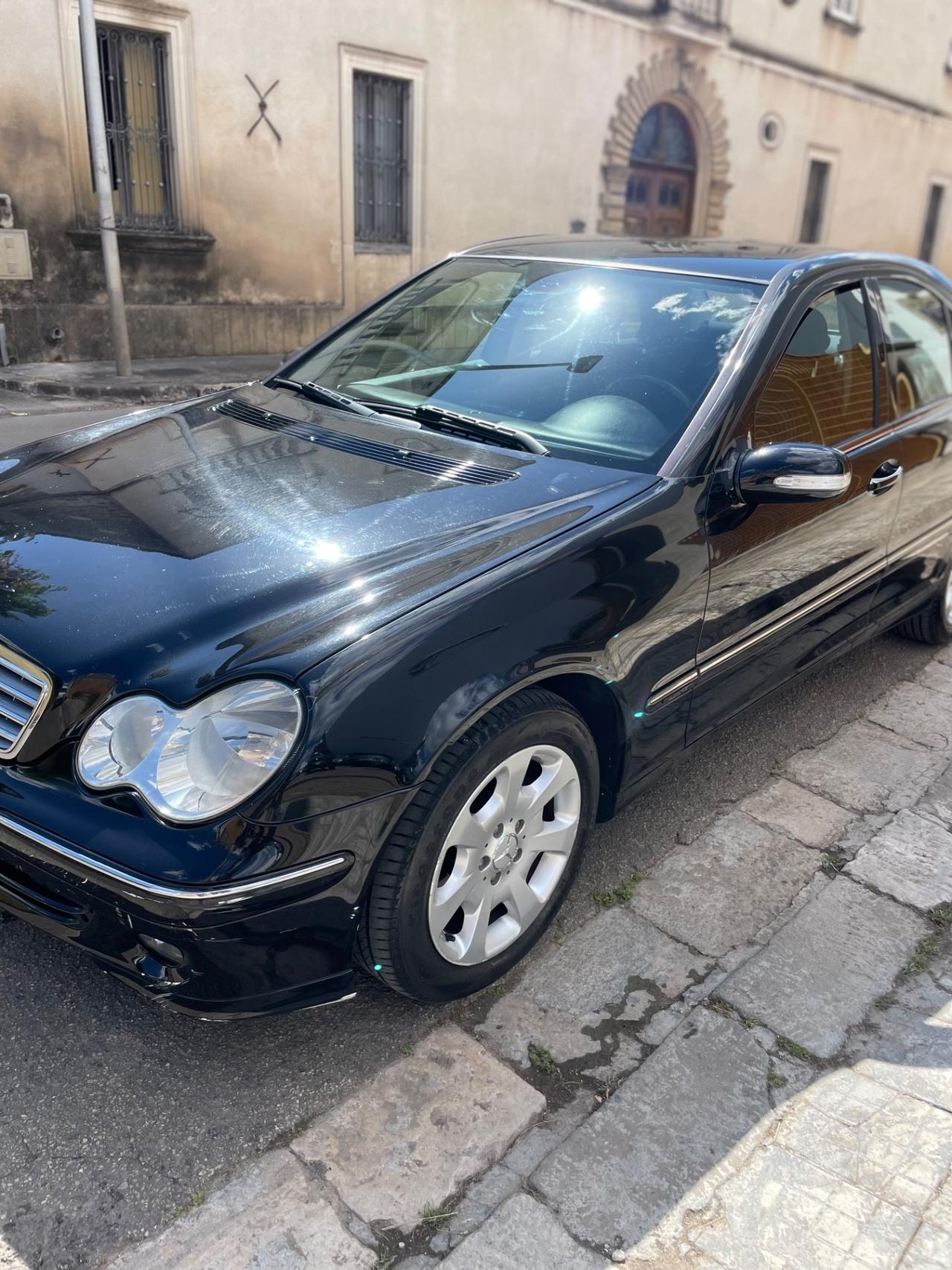 Mercedes-benz C 220 C 200 CDI cat Sportcoupé Elegance