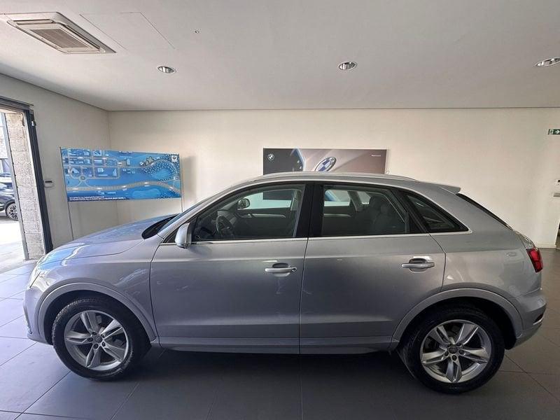 Audi Q3 2.0 tdi Sport 120cv