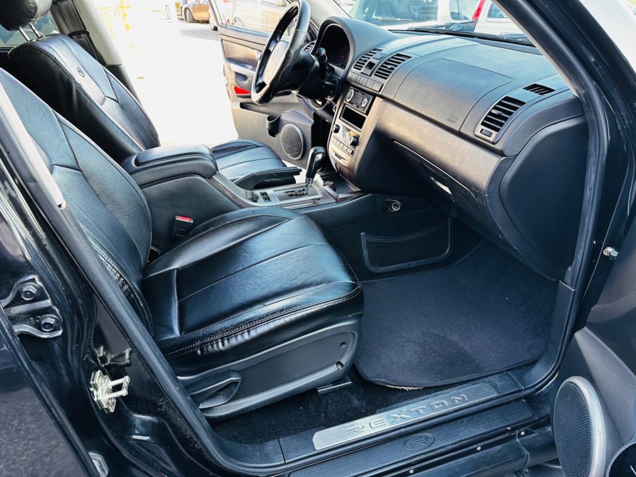 Ssangyong REXTON 2.7 XDi cat Plus 2