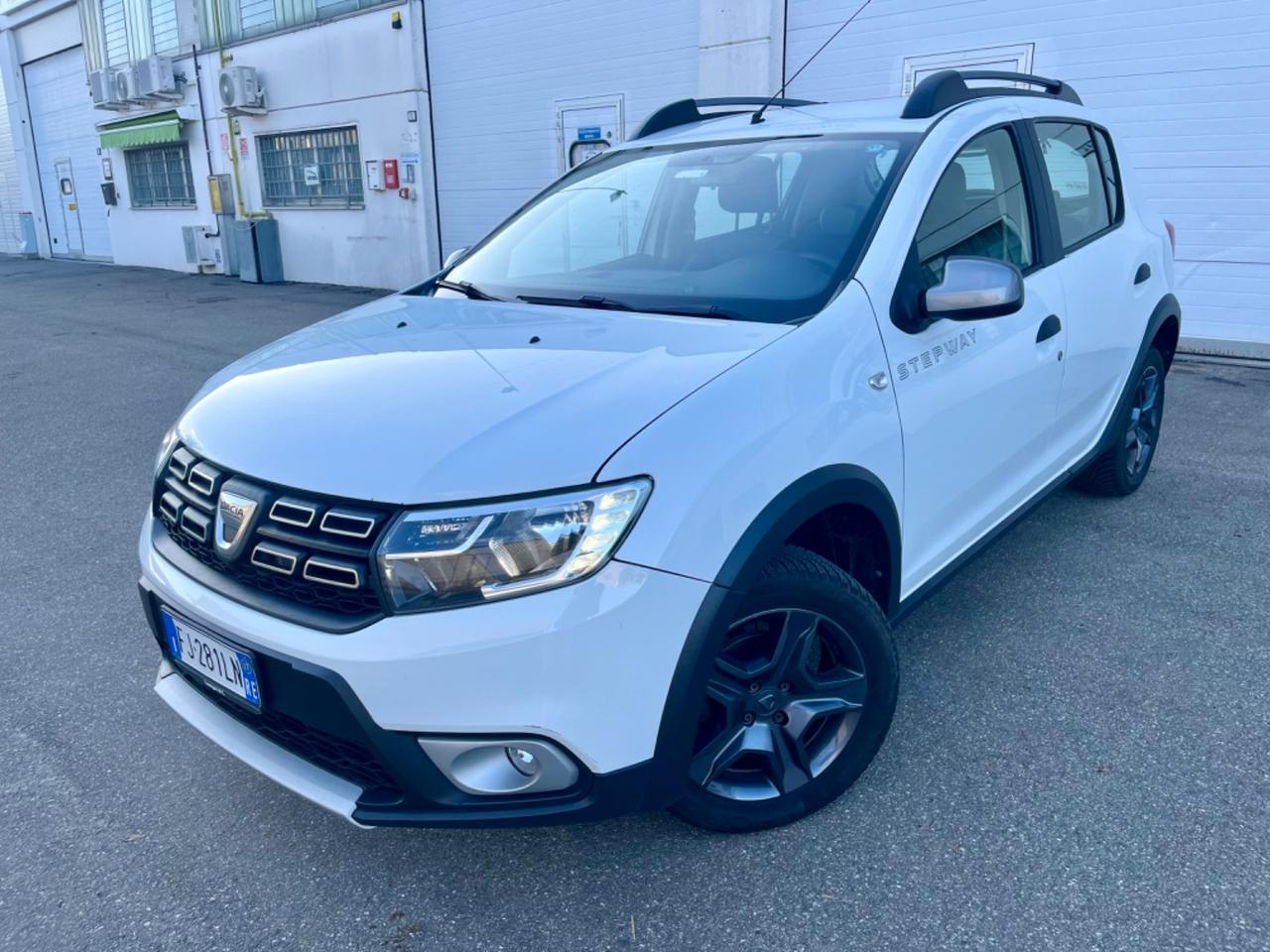 Dacia Sandero Stepway 0.9TurboGPL 2017 138.000km euro 6b perfetta