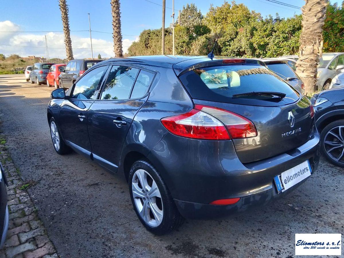 RENAULT - Mégane - 1.9 dCi 130CV Luxe