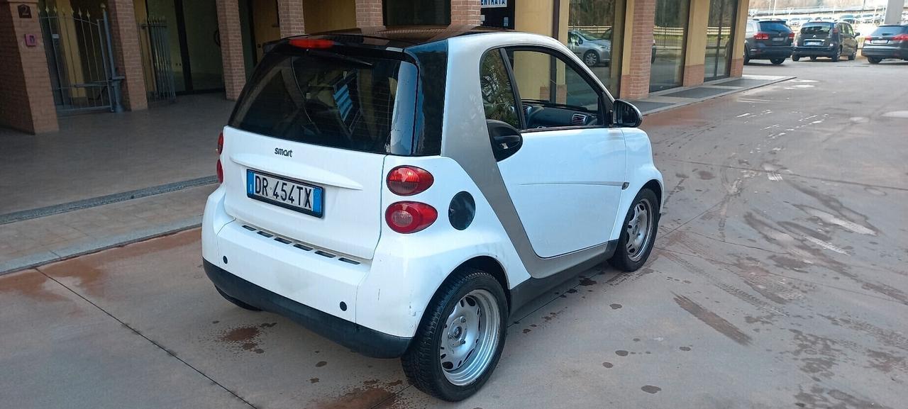 Smart ForTwo 1000 52 kW coupé pure