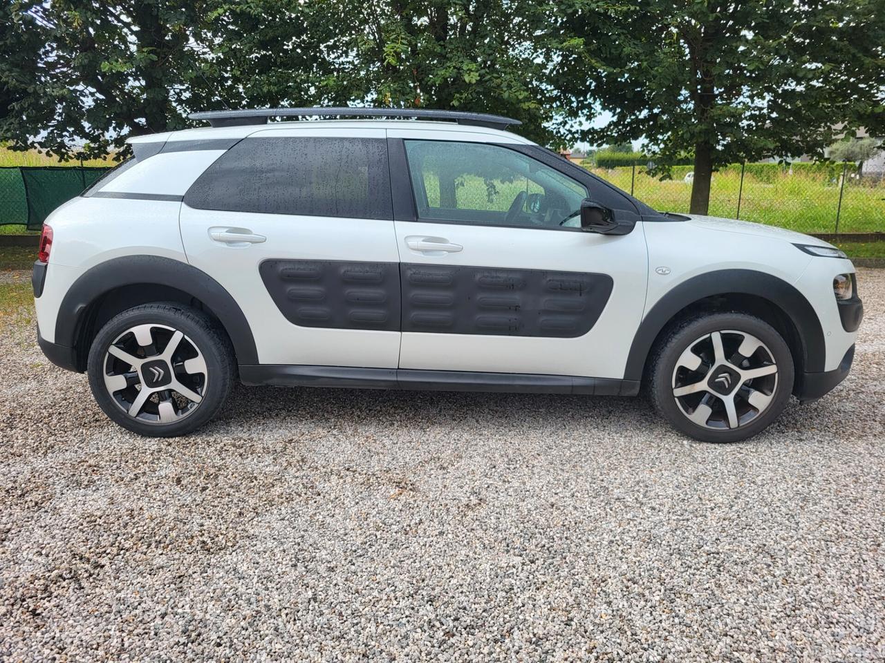 Citroen C4 Cactus PureTech 82 Shine
