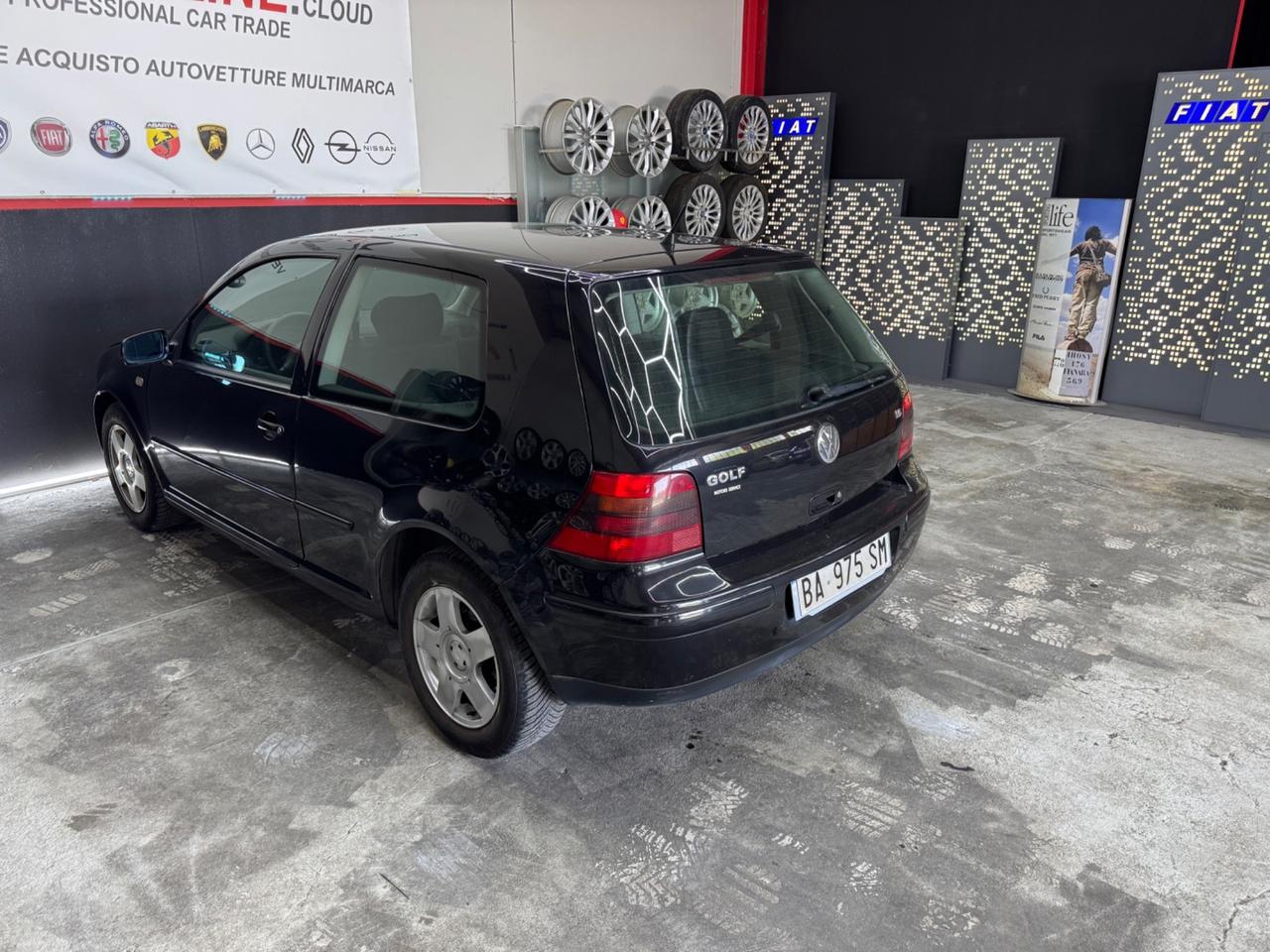 Volkswagen Golf IV 1.6 Benzina