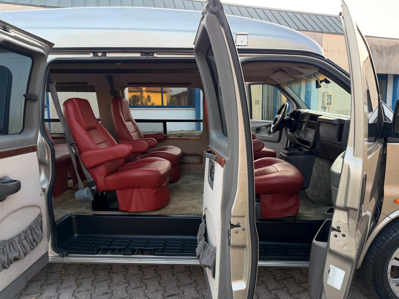 GMC Savana 4.3 v6 GPL 9POSTI GANCIO TRAINO