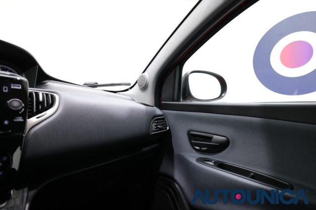 LANCIA Ypsilon 1.0 FIREFLY 5 PORTE S&S HYBRID GOLD FARI LED