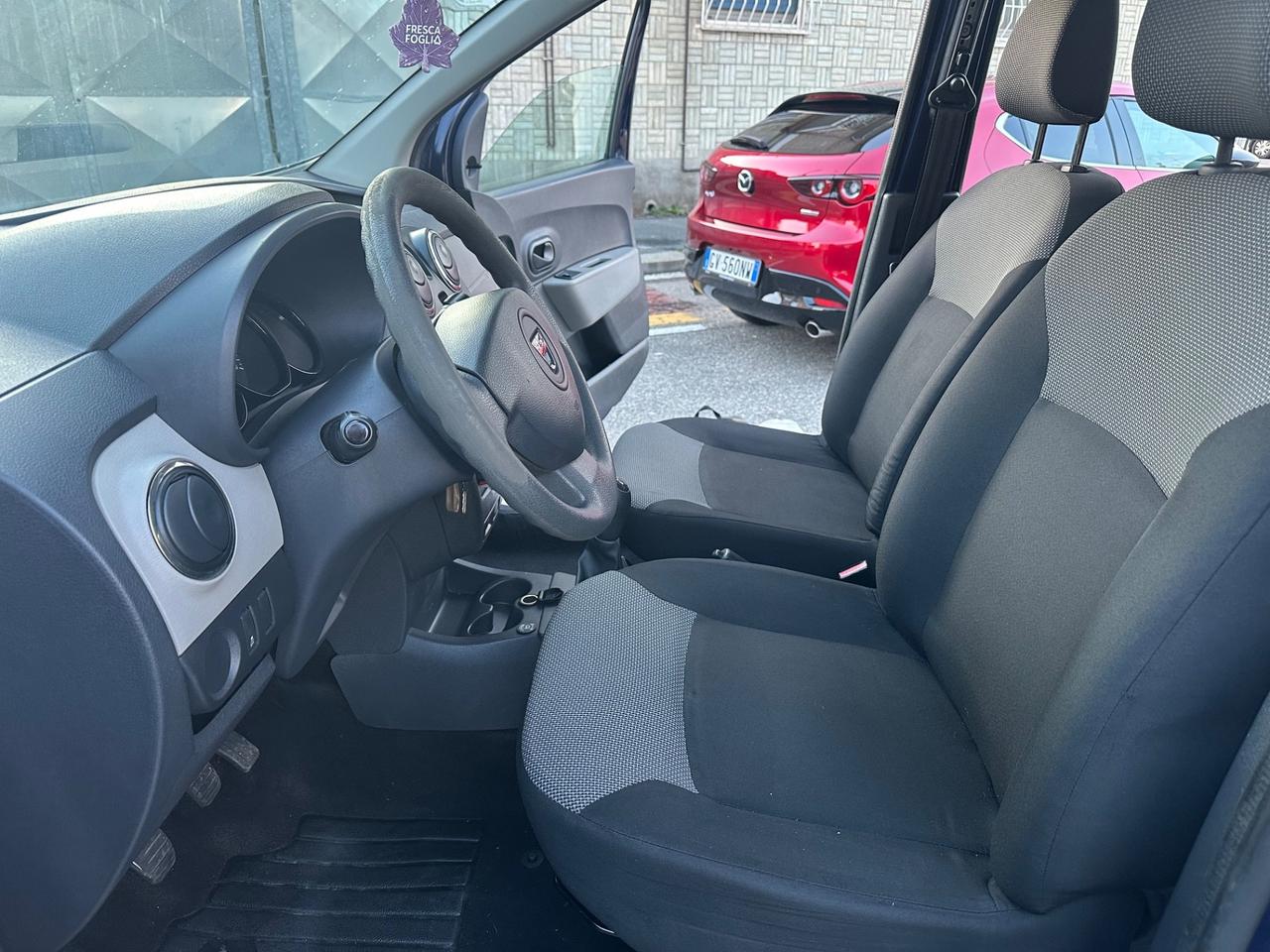 Dacia Dokker 1.6 8V 85CV GPL della casa