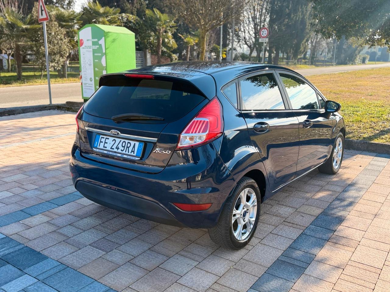 Ford Fiesta 1.4 economic 5 porte- GPL Ford
