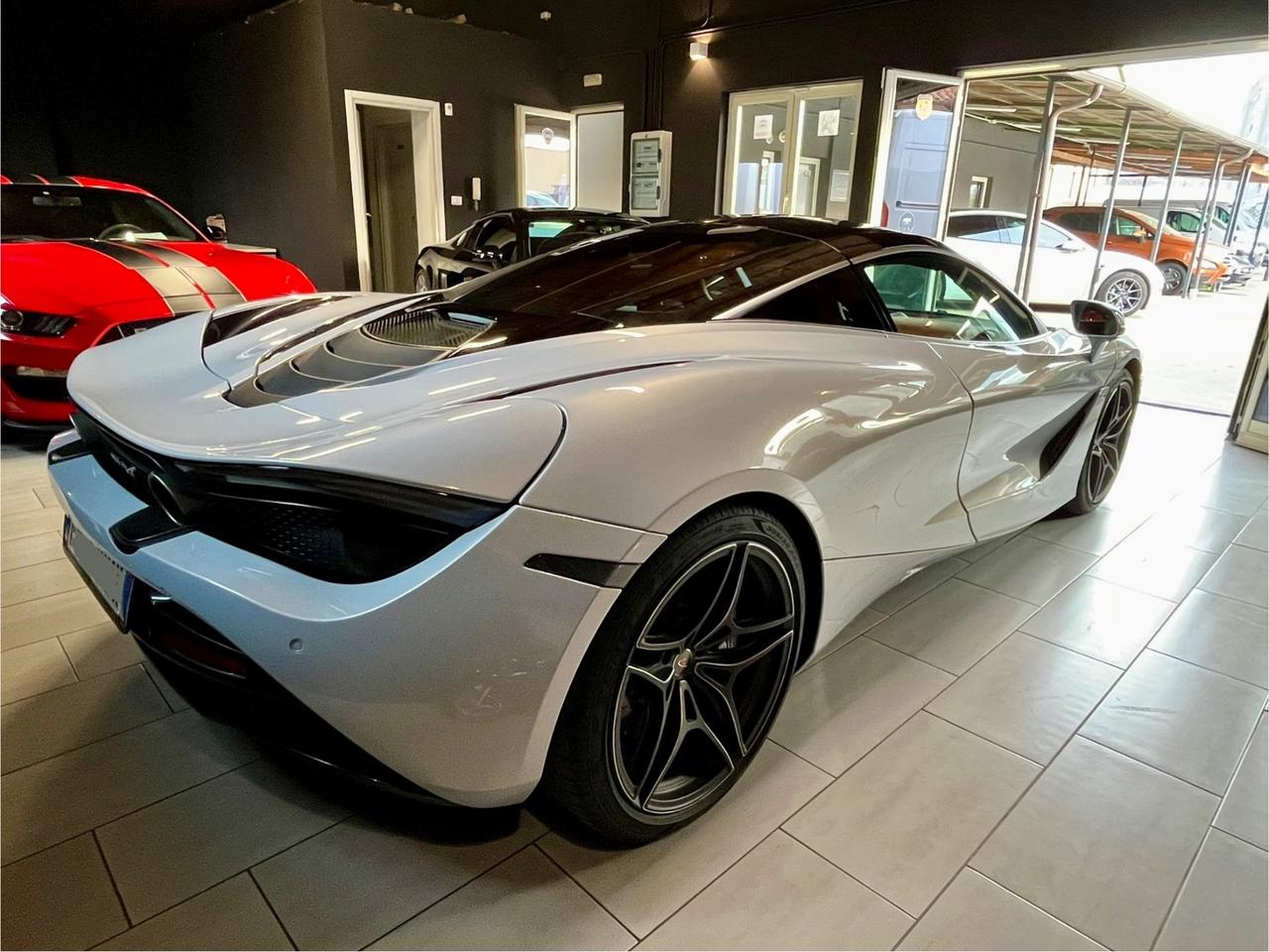 McLaren 720s Coupè