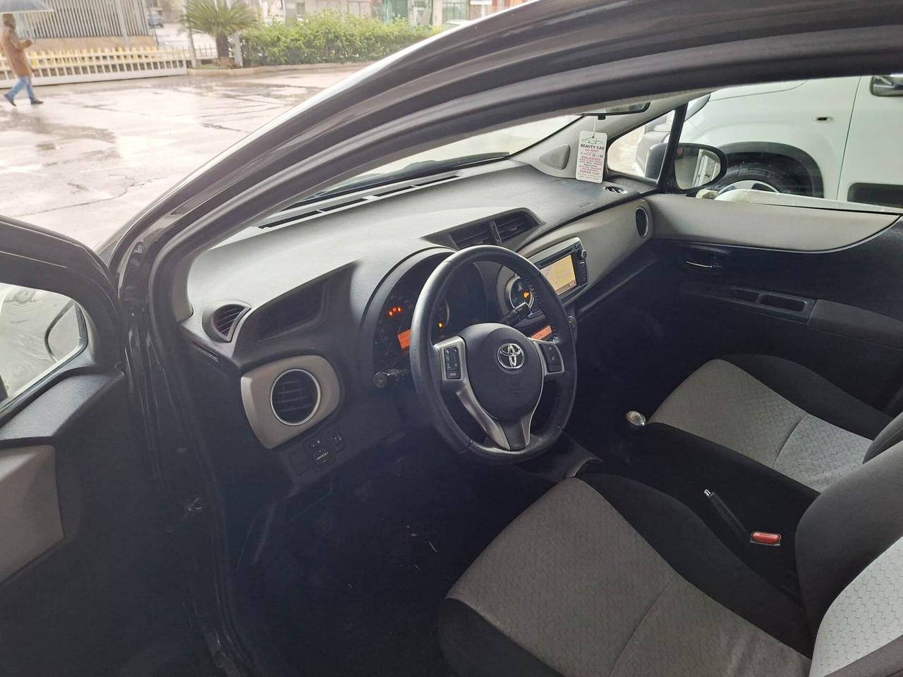 Toyota Yaris UNICO PROPRIETARIO