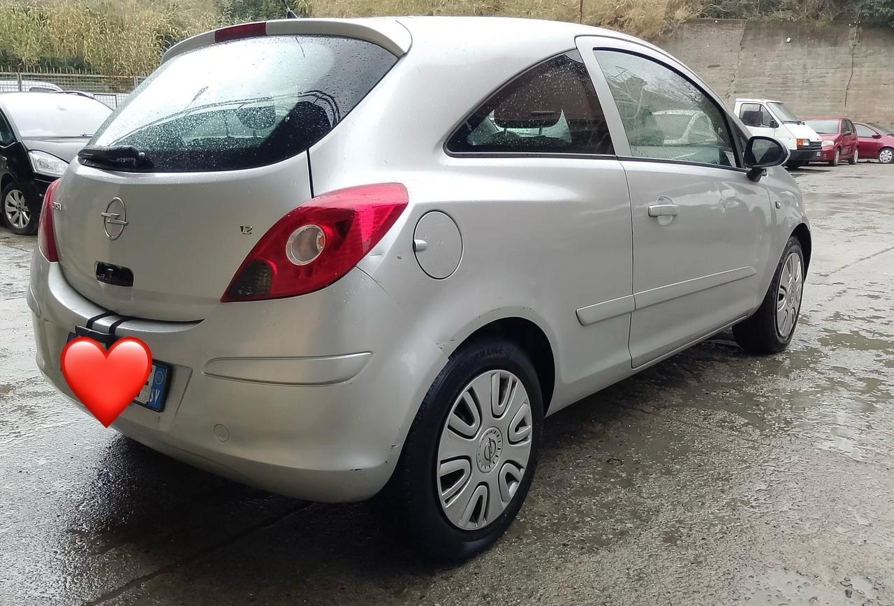 Opel Corsa 1.2 3 porte Sport