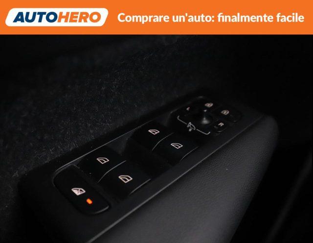 VOLVO XC40 D3 AWD Momentum Pro