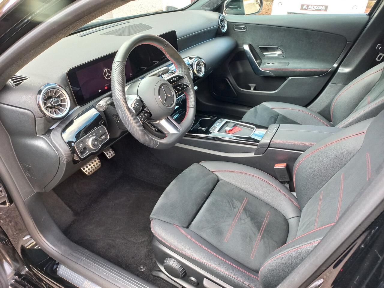 Mercedes-benz A 180 Automatic AMG Line Advanced Plus