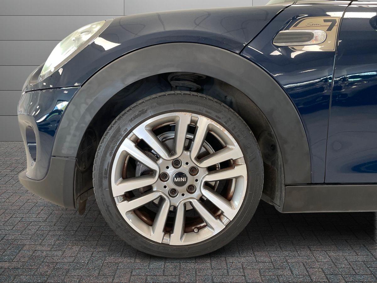 MINI Mini IV F55-F56 2014 - Mini 1.5 Cooper D Boost Seven 5p