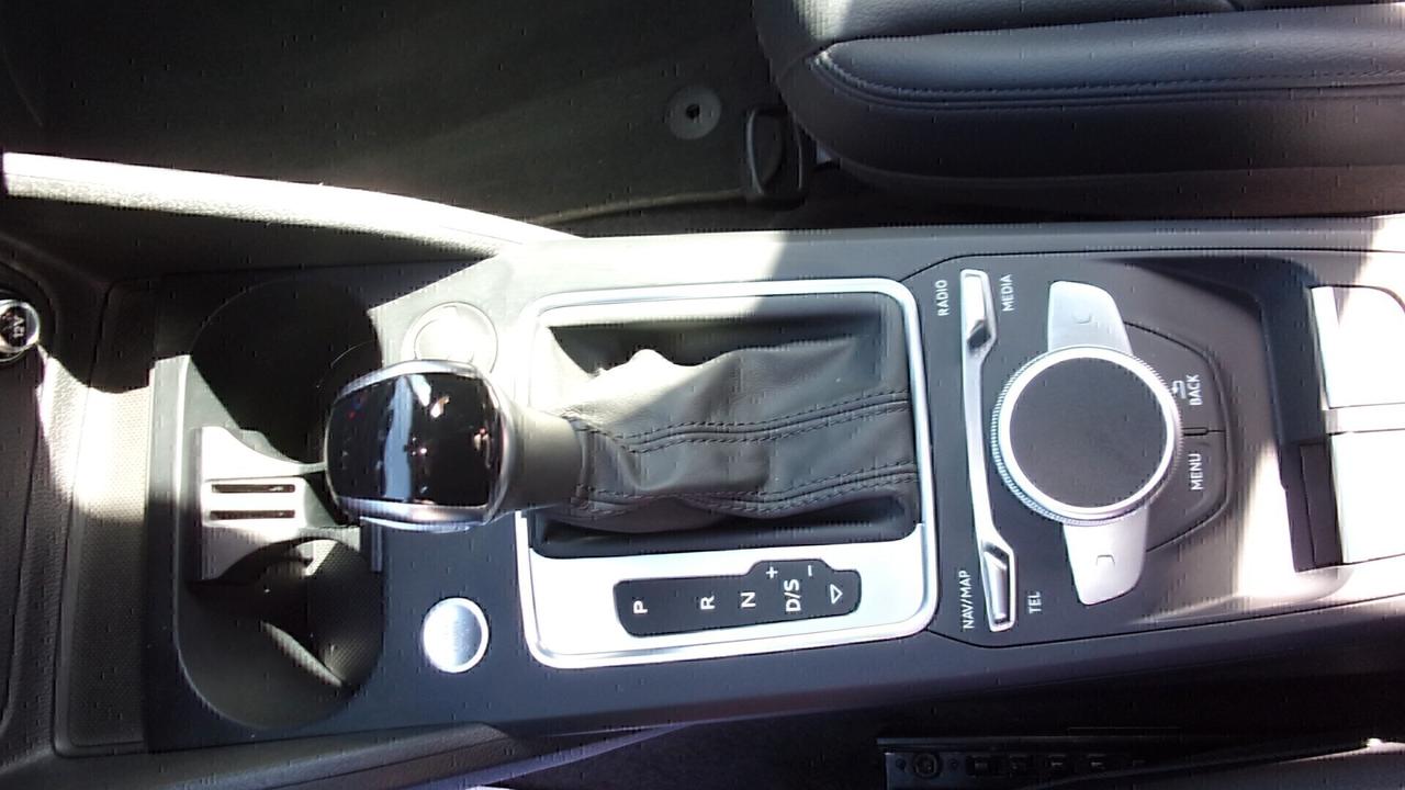 Audi Q2 30 TDI S tronic Admired Advanced