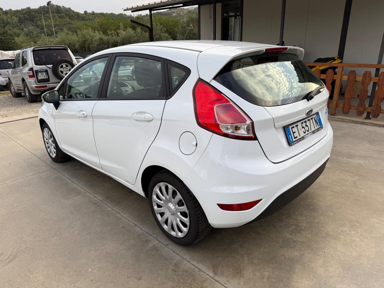 Ford Fiesta 1.5 TDCi 75CV 5 porte Business