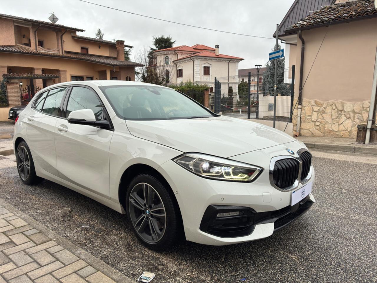 Bmw 116 116d 5p. Sport