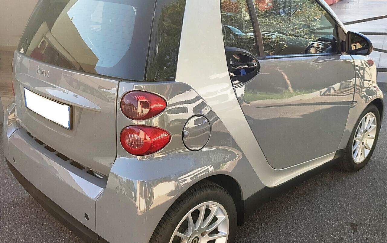 Smart PARI AL NUOVO MOTORE KM ZERO