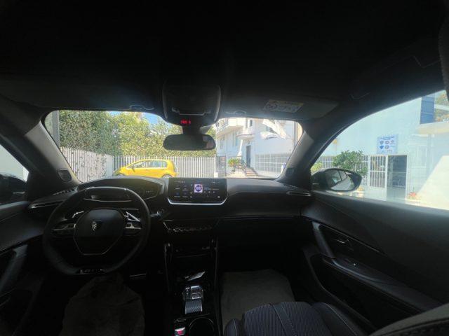 PEUGEOT 2008 Hybrid 145 e-DCS6 GT da?319,00
