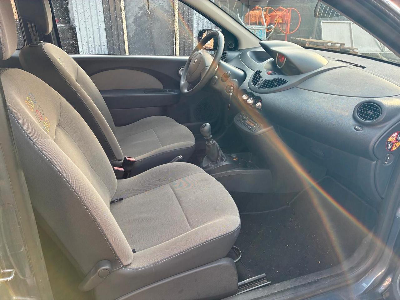 Renault Twingo 1.2 16V TCE Dynamique