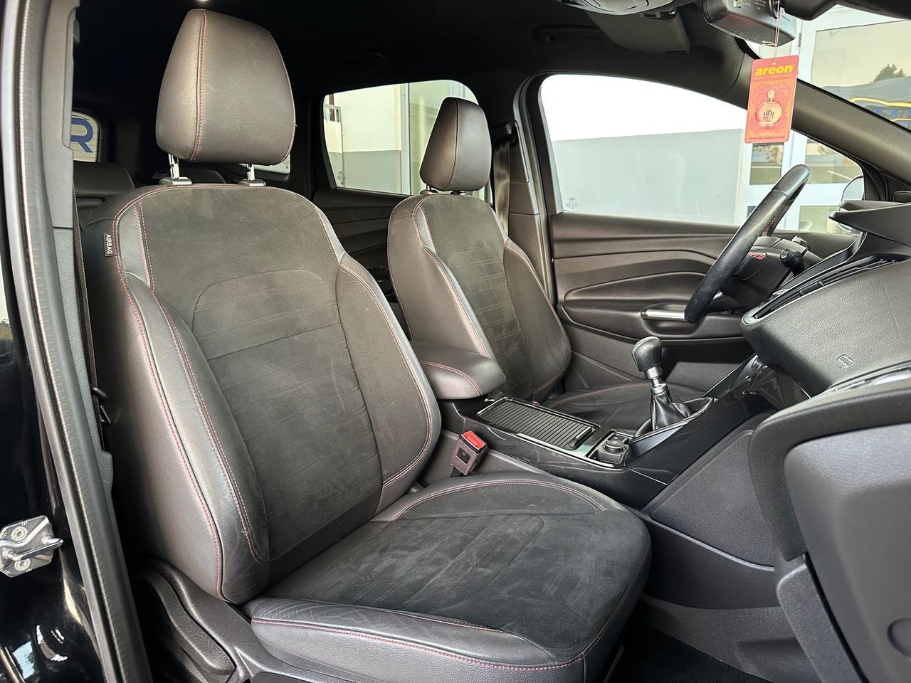 Ford Kuga ST Line 1.5 TDCi #7352