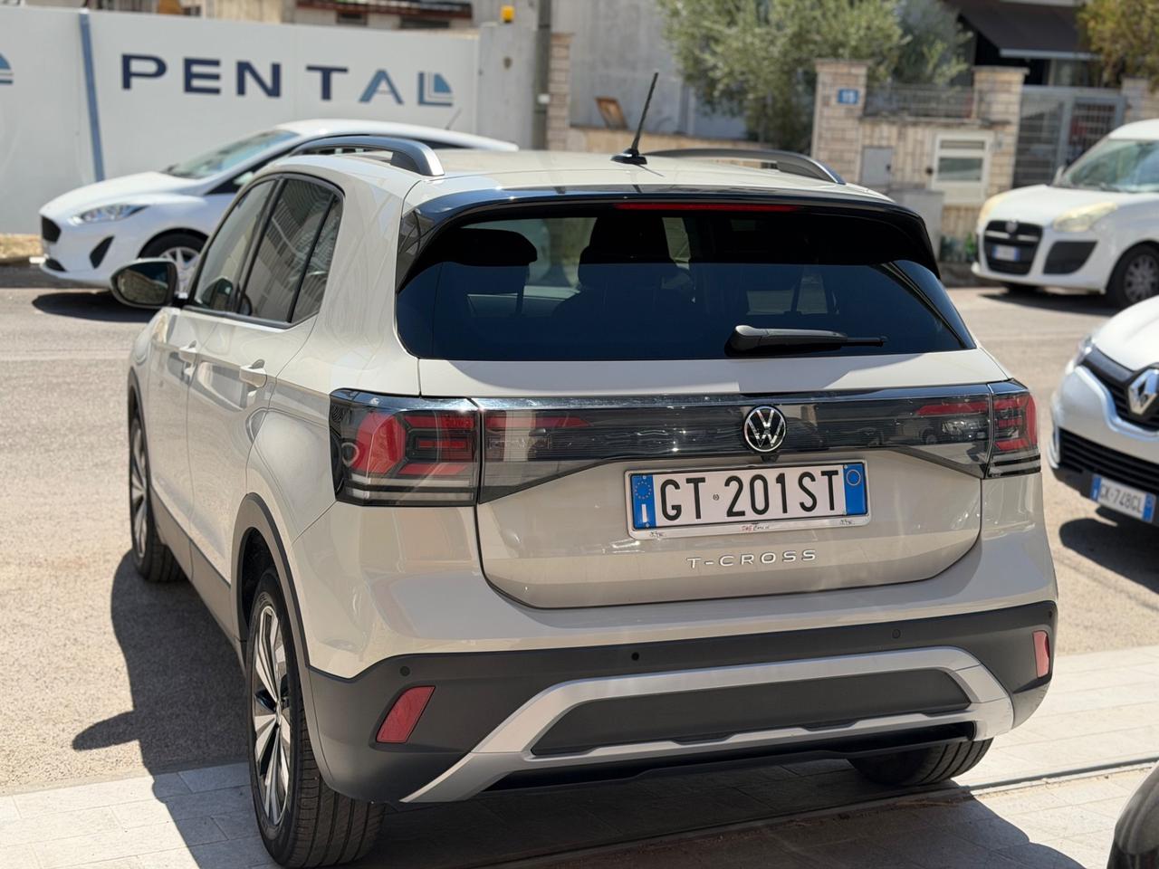 Volkswagen T-Cross 1.0 110 cv TSI Life-2024/LED/SENSORI