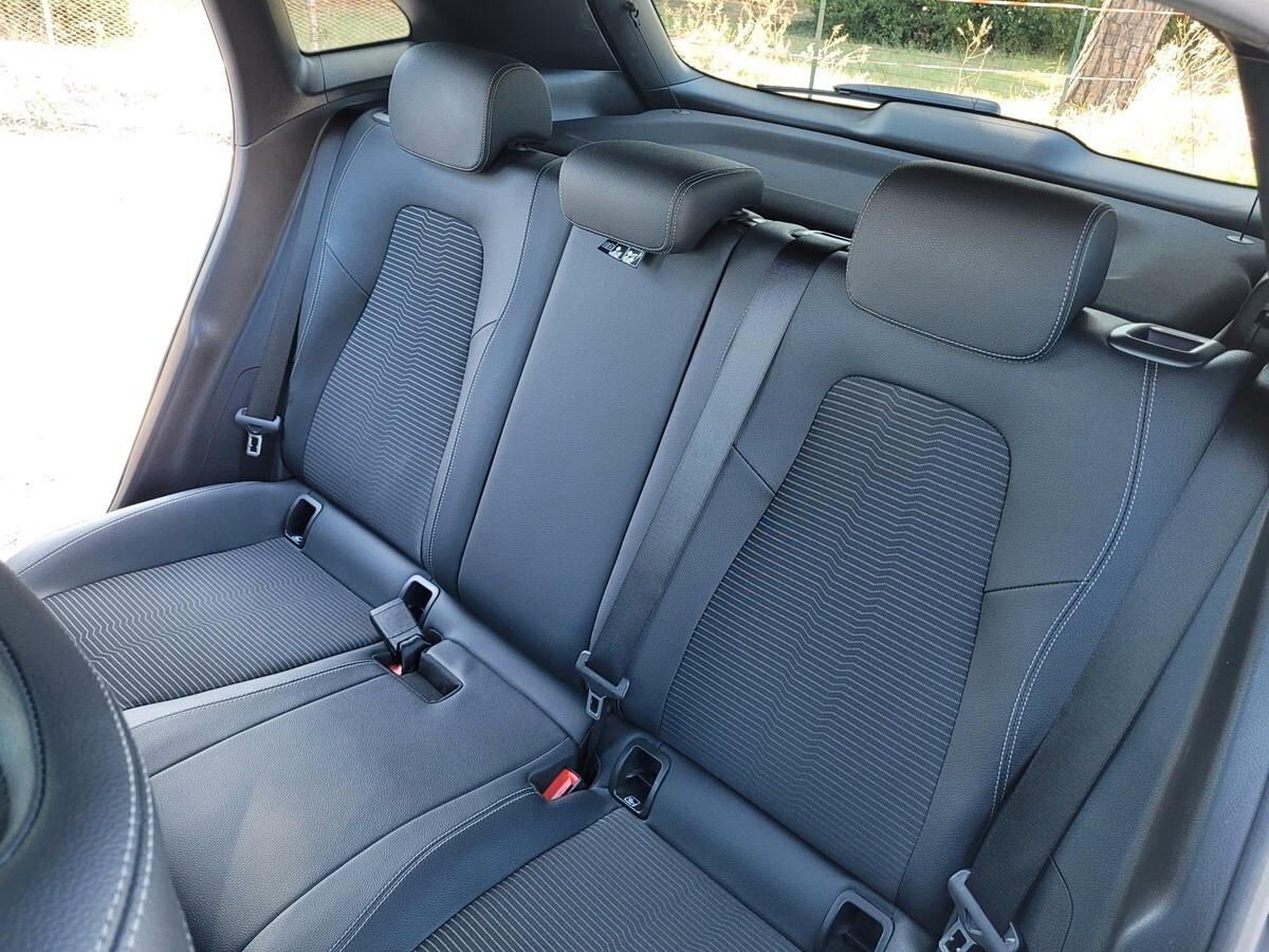 Mercedes-benz GLA 200 GLA 200 d Automatic 4Matic Sport Plus