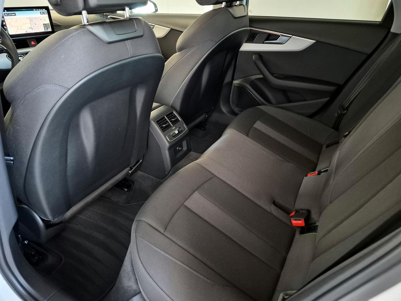 Audi A4 AVANT 40 2.0 TFSI MHEV QUATTRO 204CV S TRONIC * 24 MESI DI GARANZIA* TETTO LED NAVI CARPLAY