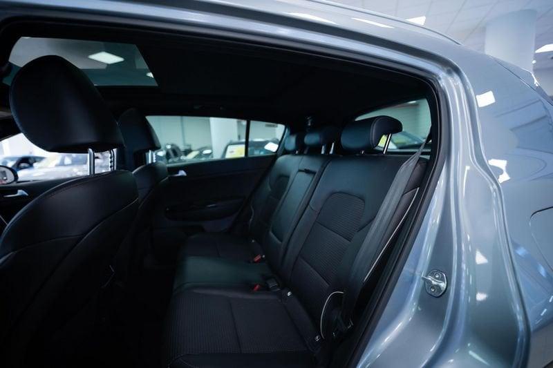 KIA Sportage 1.6 crdi mhev GT Line Panorama Sunroof pack awd 136cv dct