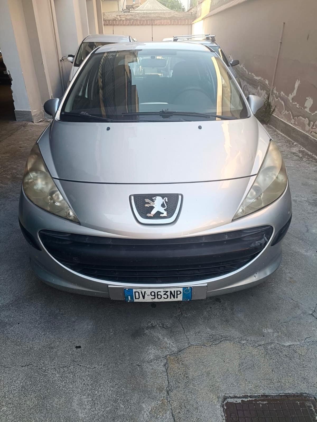 Peugeot 207 1.4 8V 75CV 5p. Energie Sport ECO GPL