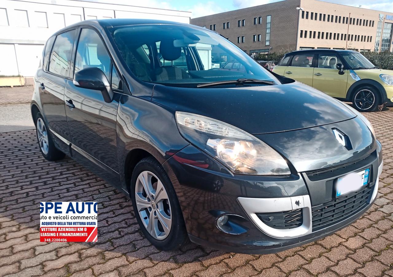 Renault Scenic Scénic 1.9 dCi 130CV Dynamique